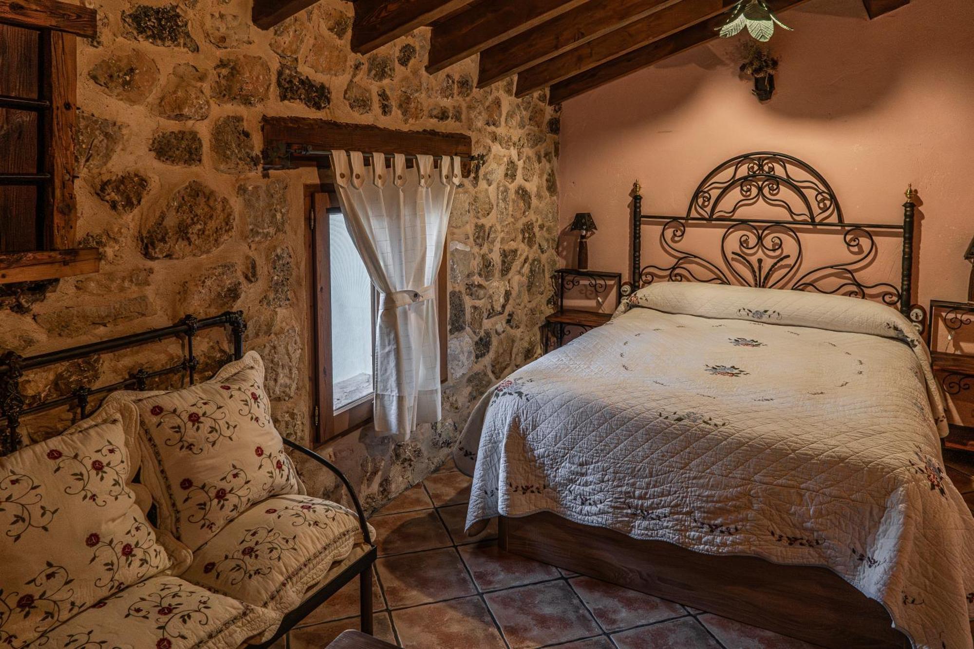 Casas Rurales Chon Alto Tajo Peralejos de las Truchas Extérieur photo